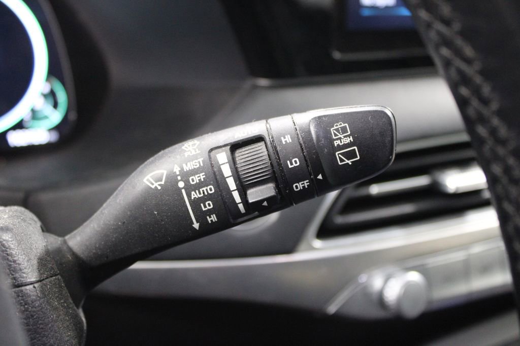 Used 2021 Hyundai Palisade Limited w/ Cargo Package image 23