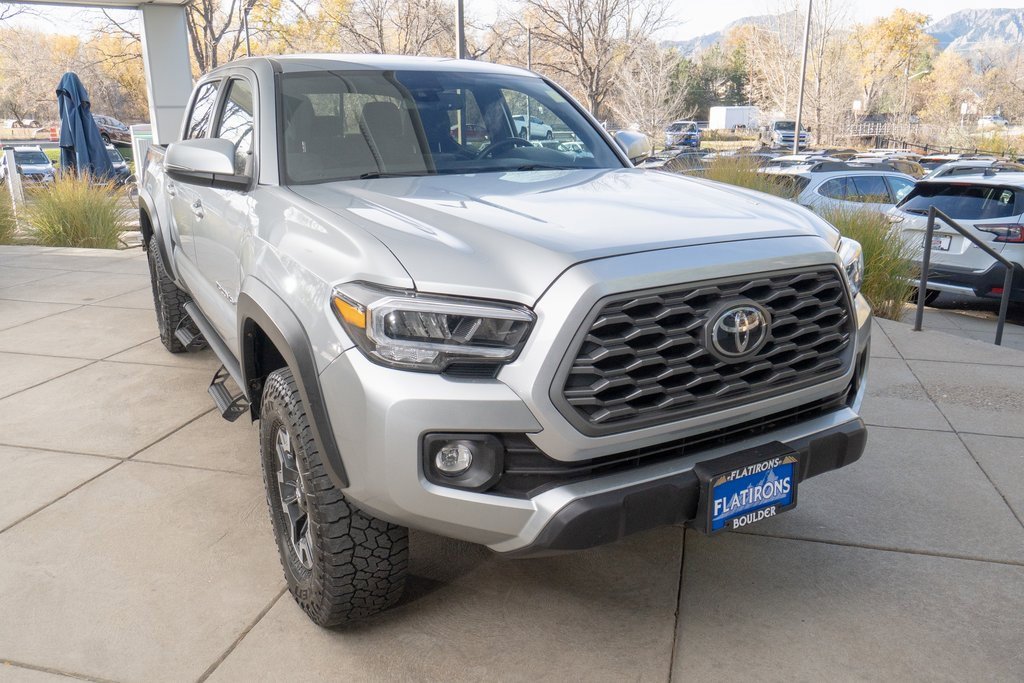 Used 2022 Toyota Tacoma 4x4 Double Cab image 2