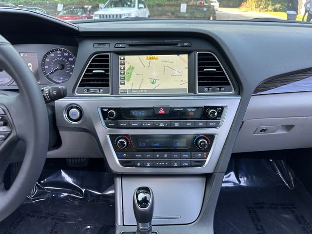 Used 2015 Hyundai Sonata Limited w/ Option Group 06 image 20