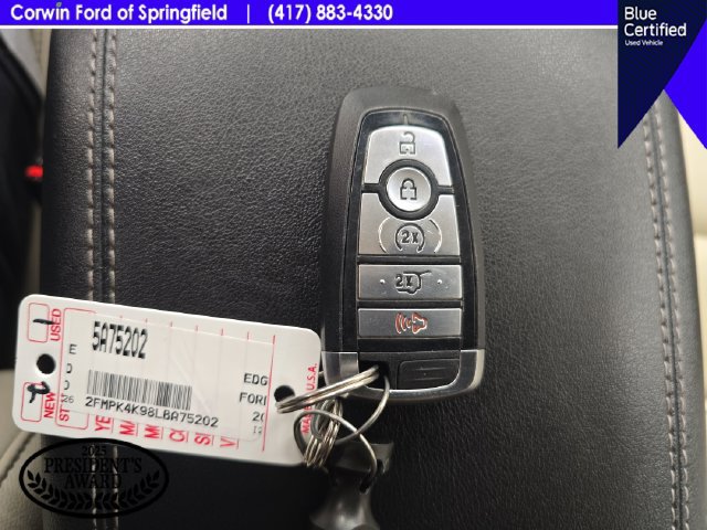 Certified 2020 Ford Edge Titanium AWD/4WD image 28