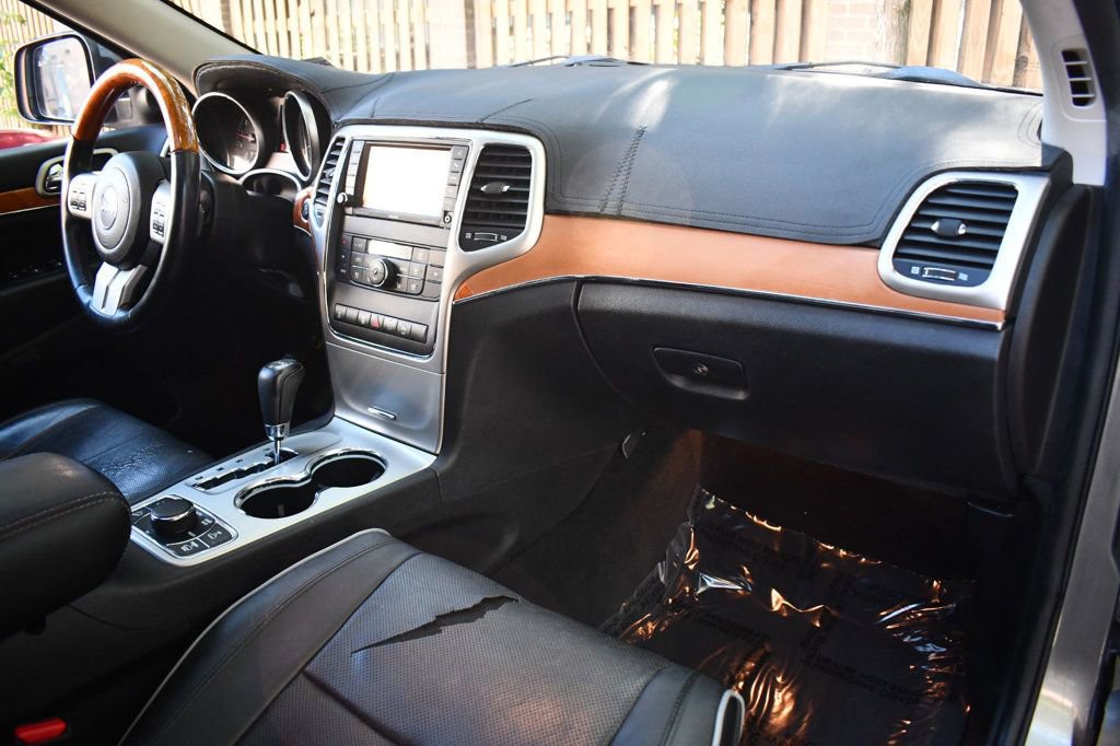Used 2012 Jeep Grand Cherokee Overland image 24