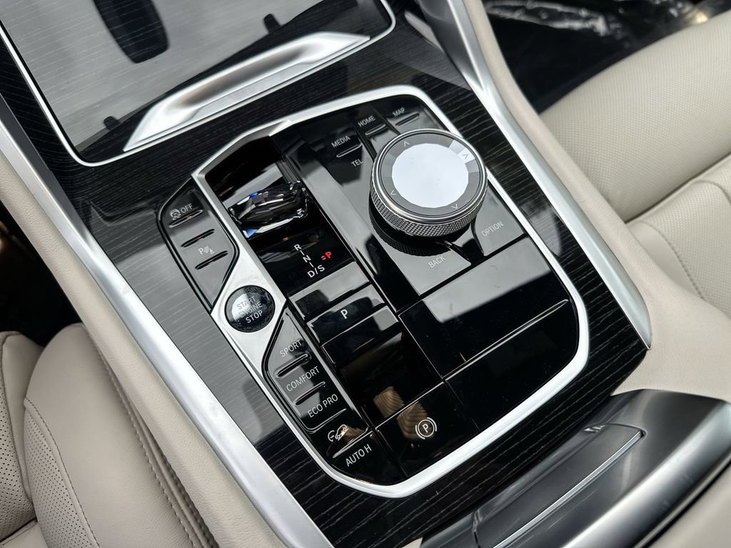 New 2026 BMW X6 xDrive40i w/ Executive Package image 21