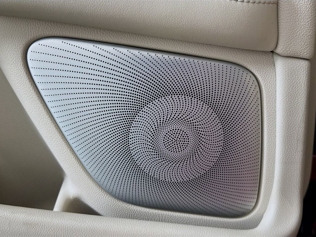 Used 2019 Lincoln MKZ Reserve w/ Luxury Package image 27