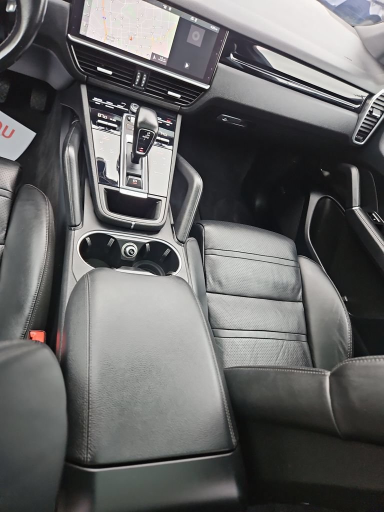 Used 2019 Porsche Cayenne AWD/4WD image 27