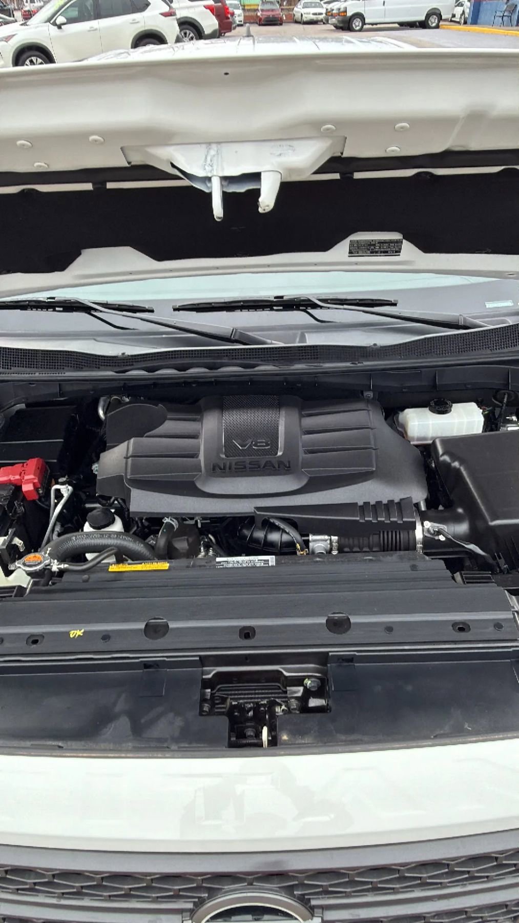 Used 2024 Nissan Titan SV w/ SV Convenience Package image 18