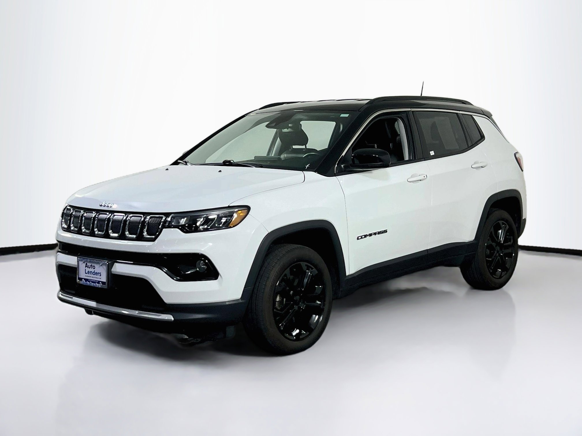 Used 2022 Jeep Compass Limited image 1