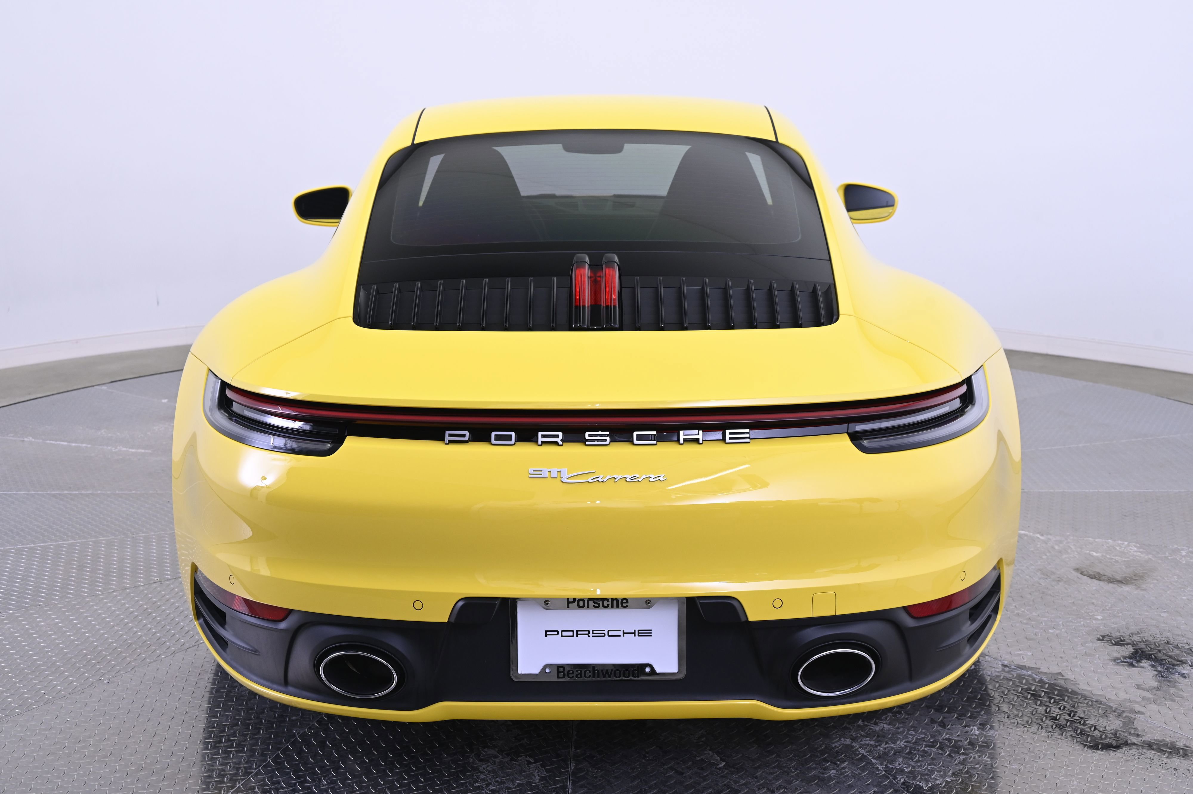 Certified 2024 Porsche 911 Carrera image 6
