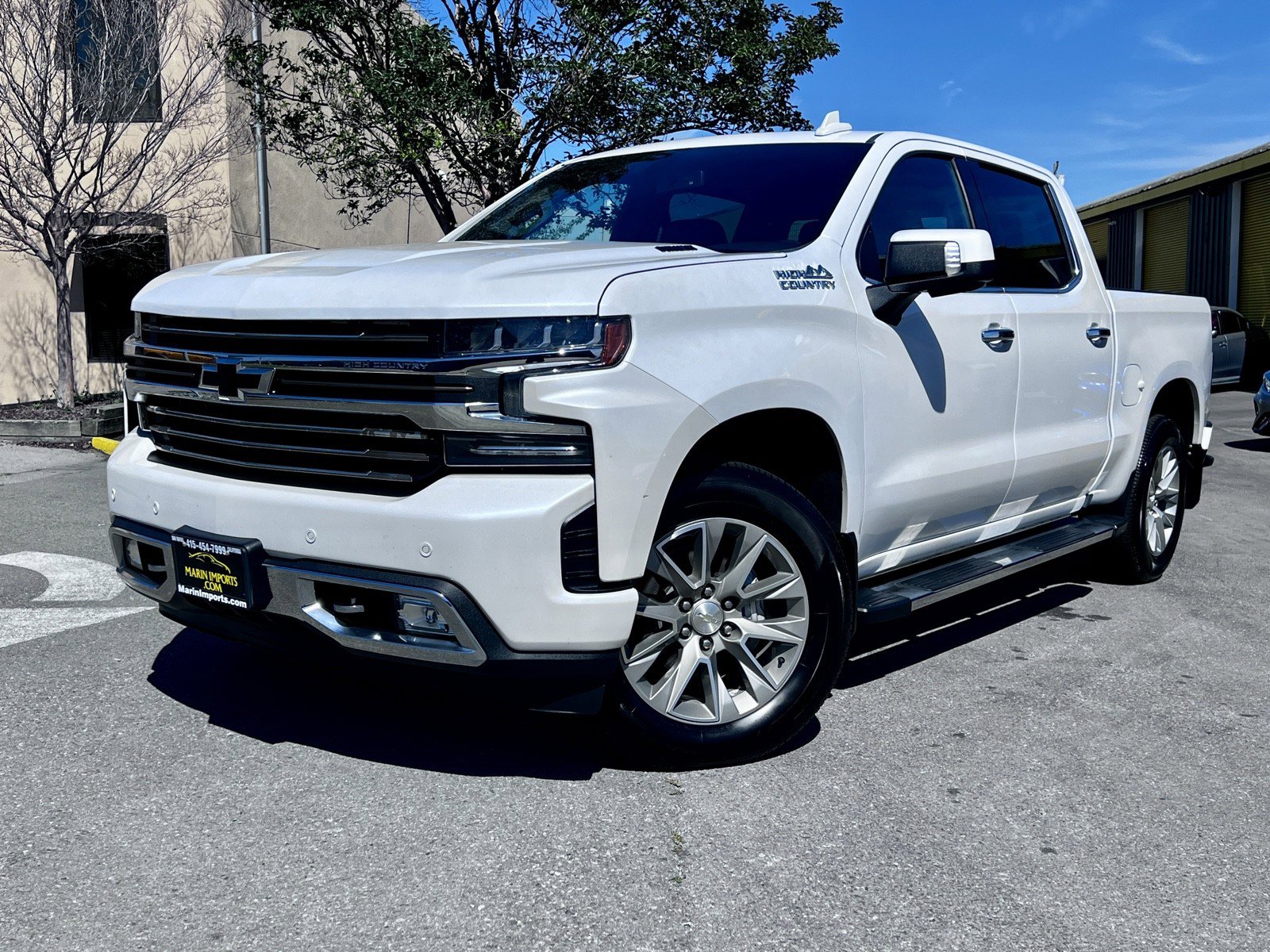 Used 2020 Chevrolet Silverado 1500 High Country w/ LPO, Dark Essentials Package AWD/4WD image 2