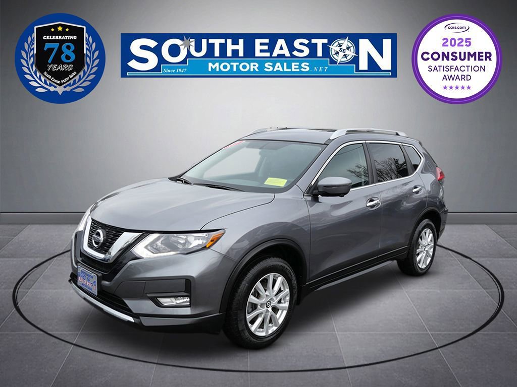 Used 2017 Nissan Rogue SV w/ SV Premium Package AWD/4WD image 1