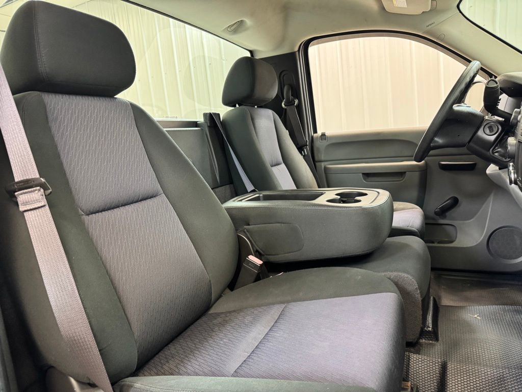 Used 2013 Chevrolet Silverado 1500 W/T w/ LS Package image 18