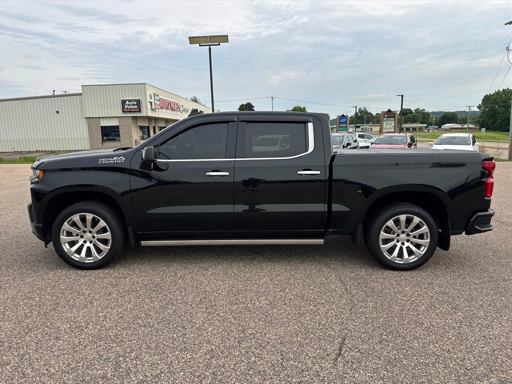 Used 2021 Chevrolet Silverado 1500 High Country w/ Technology Package AWD/4WD image 2