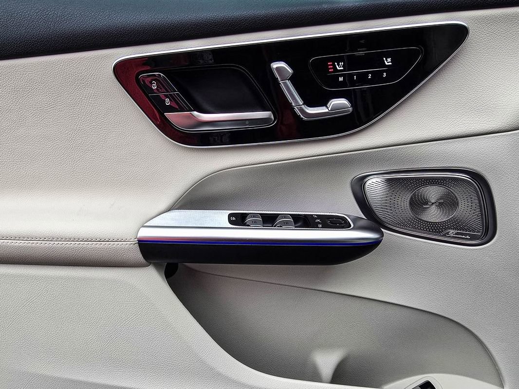 New 2026 Mercedes-Benz GLC 300 4MATIC image 11