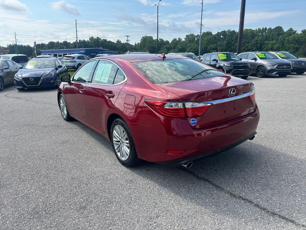 Used 2013 Lexus ES 350 w/ Luxury Pkg FWD image 3