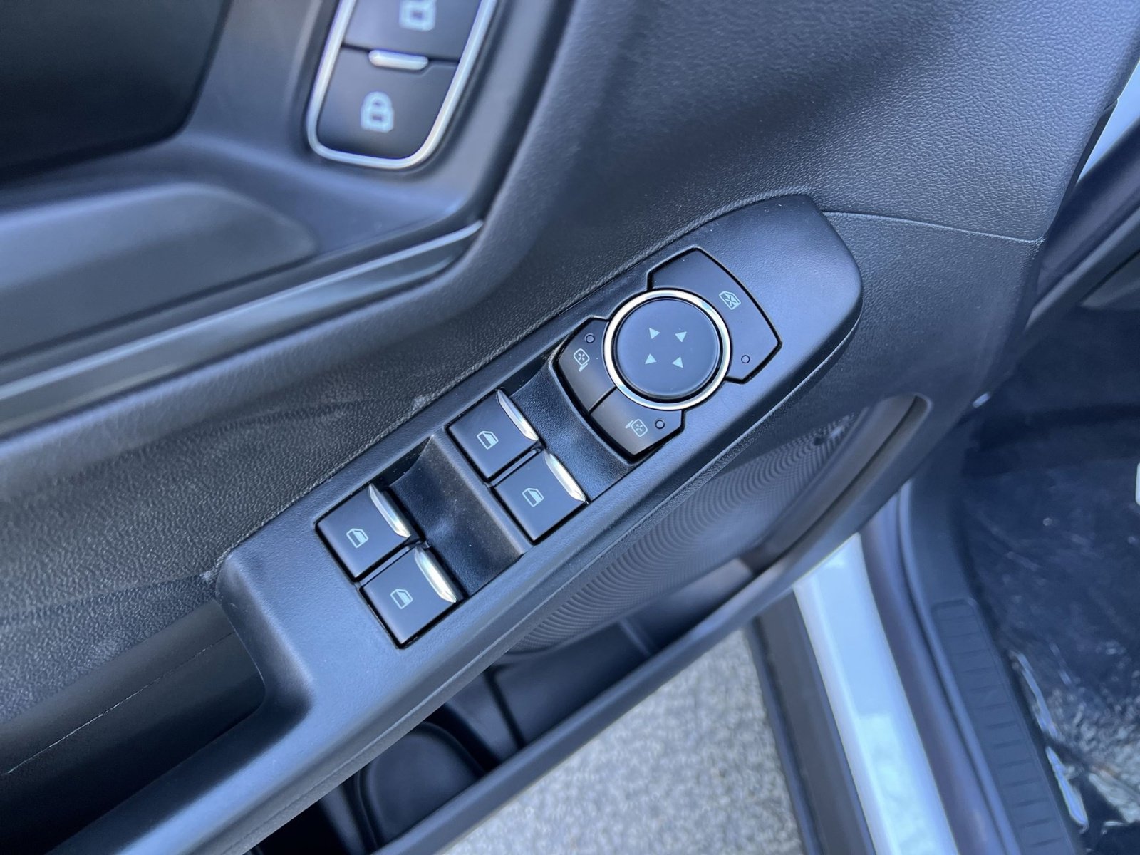 New 2026 Ford Escape Active w/ Cold Weather Package image 15