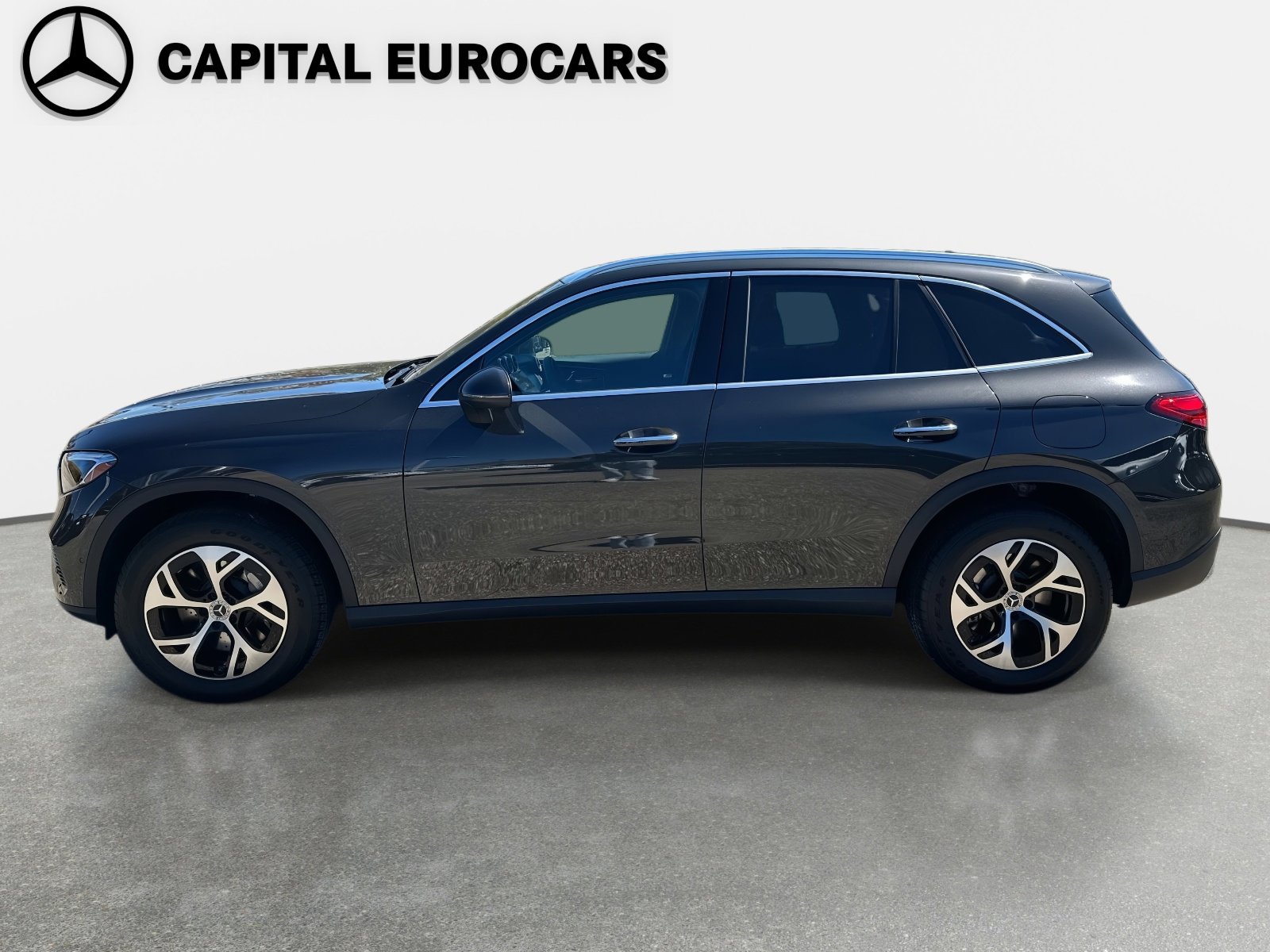 Used 2026 Mercedes-Benz GLC 350e 4MATIC image 8