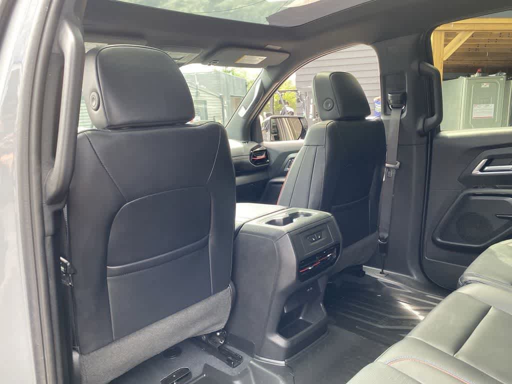 Used 2025 Chevrolet Silverado EV RST AWD/4WD image 15