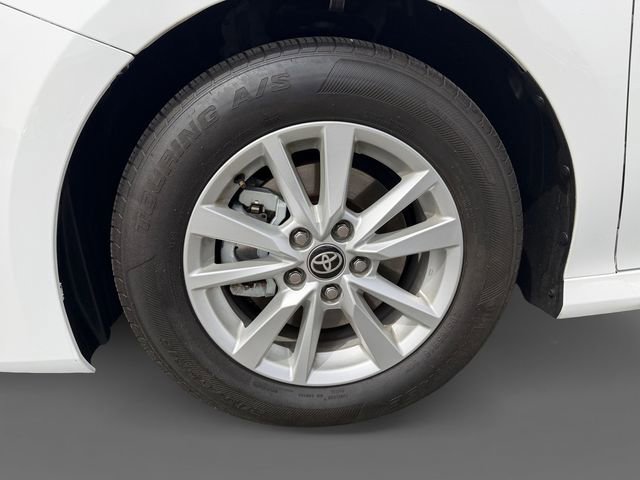 Certified 2025 Toyota Camry LE image 12