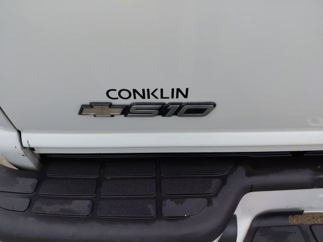 Used 2000 Chevrolet S10 Pickup LS w/ Preferred Equipment Group image 22