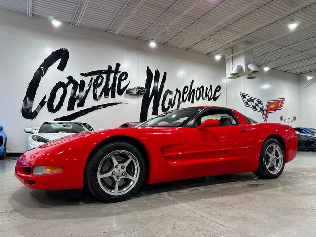 Used 2004 Chevrolet Corvette Coupe w/ Roof Package