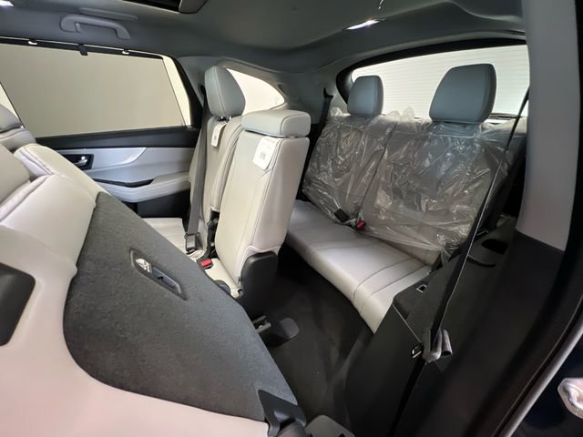 Used 2026 Acura MDX SH-AWD w/ Technology Package image 17