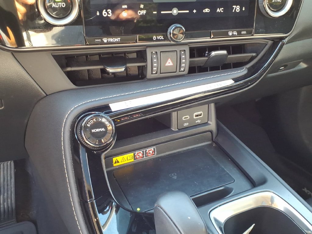 Used 2025 Lexus NX 350 AWD w/ Accessory Package (2T) image 22