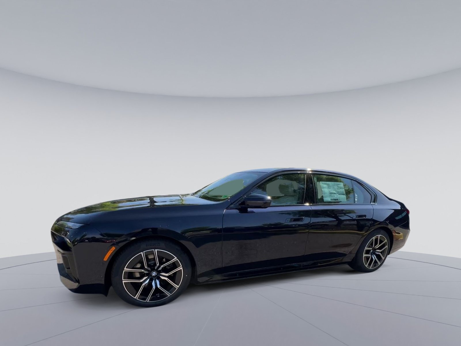 New 2025 BMW i7 eDrive50 w/ Executive Package RWD image 4