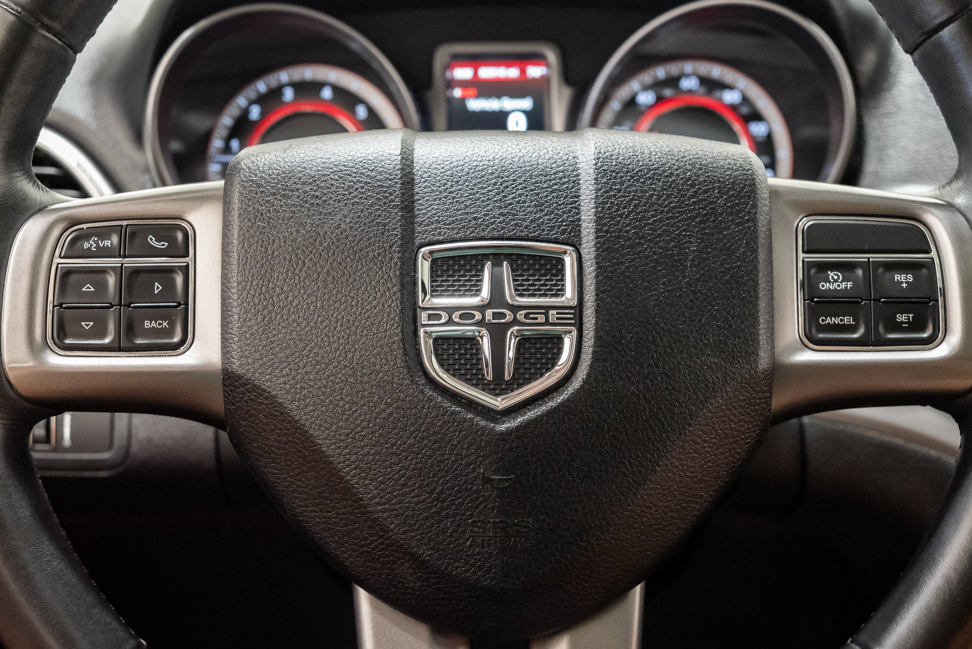 Used 2019 Dodge Journey Crossroad w/ Nav & Sun Group FWD image 13