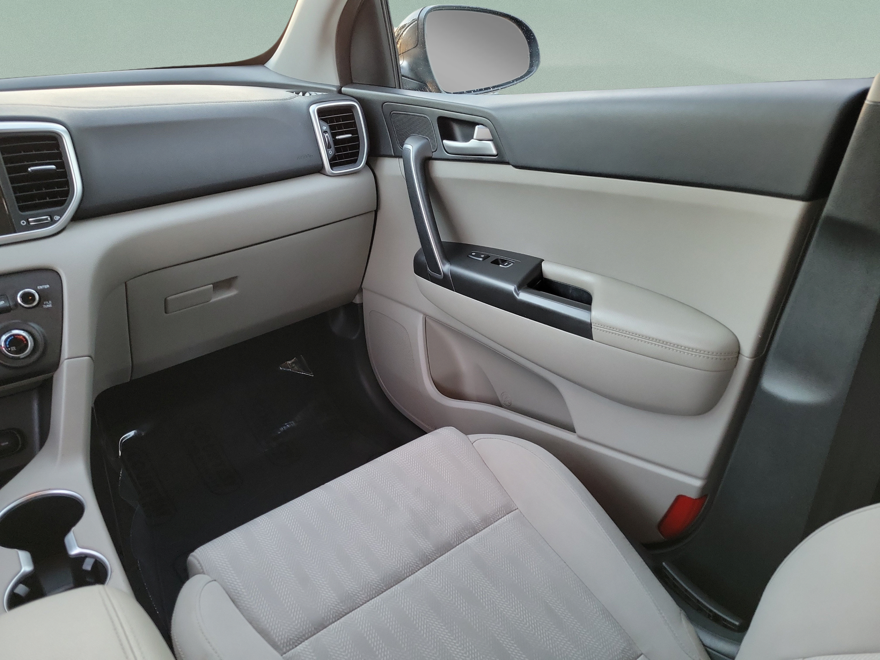 Used 2020 Kia Sportage LX FWD image 14
