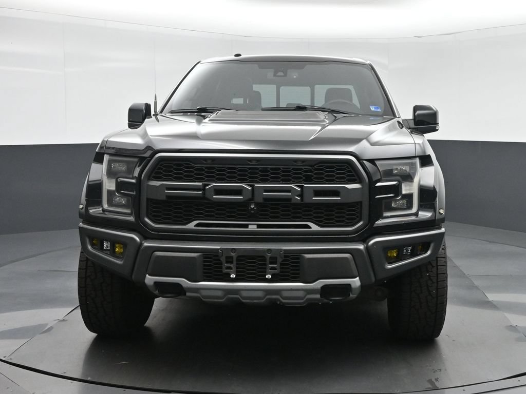 Used 2018 Ford F150 Raptor w/ Equipment Group 802A Luxury AWD/4WD image 2