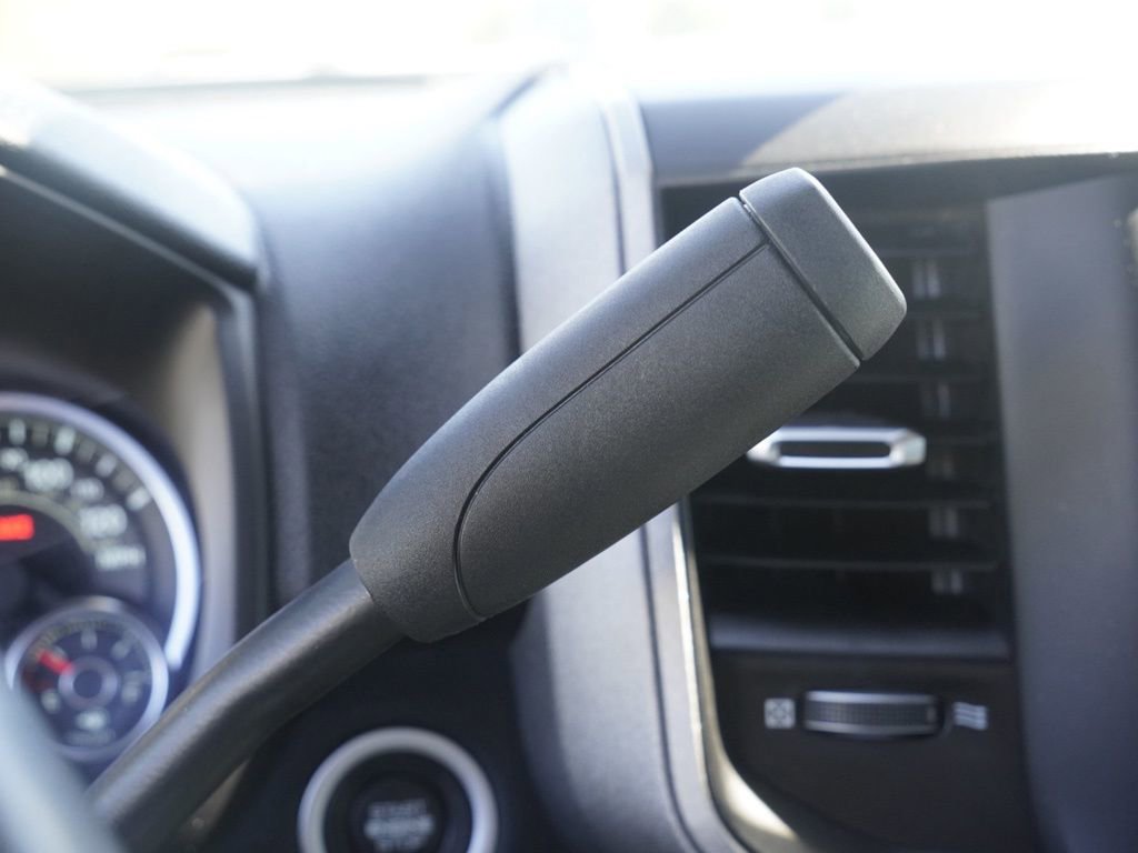 Certified 2024 RAM 2500 Big Horn AWD/4WD image 20