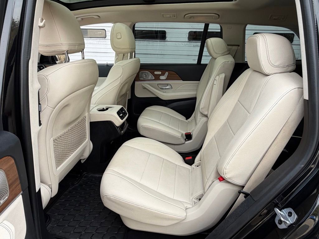 Used 2022 Mercedes-Benz GLS 450 4MATIC w/ Warmth & Comfort Package image 28