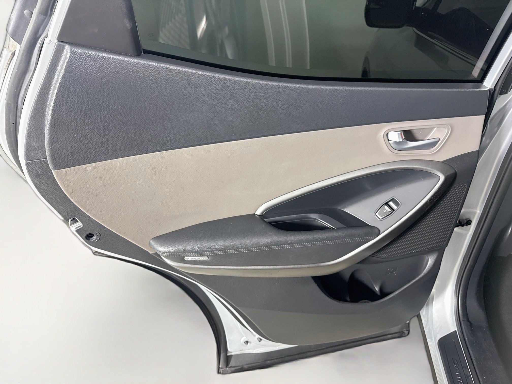Used 2018 Hyundai Santa Fe Sport w/ 2.4L Value Package 02 FWD image 26
