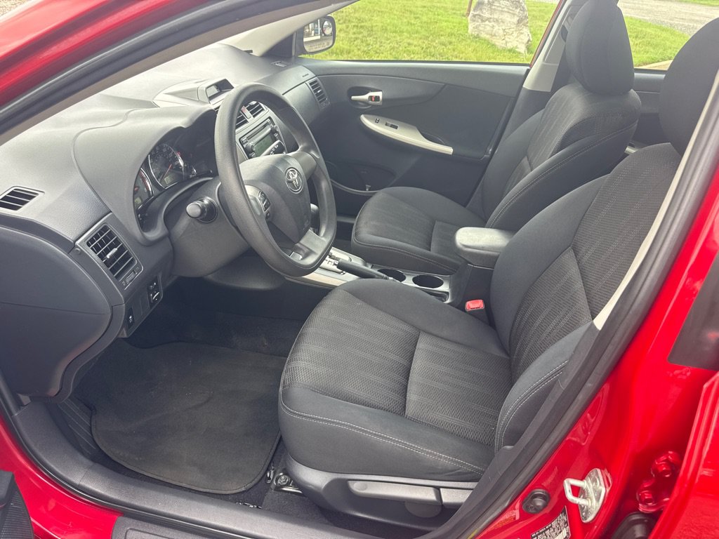 Used 2012 Toyota Corolla S FWD image 28