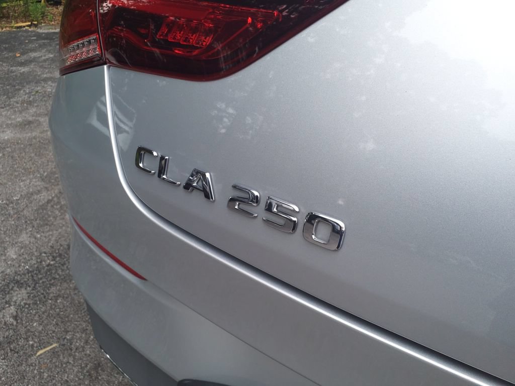 Used 2021 Mercedes-Benz CLA 250 image 14