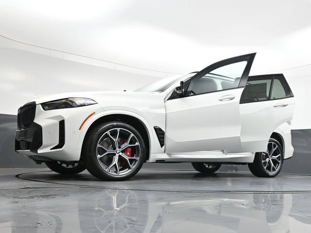 New 2026 BMW X5 xDrive40i w/ M Sport Package AWD/4WD image 43