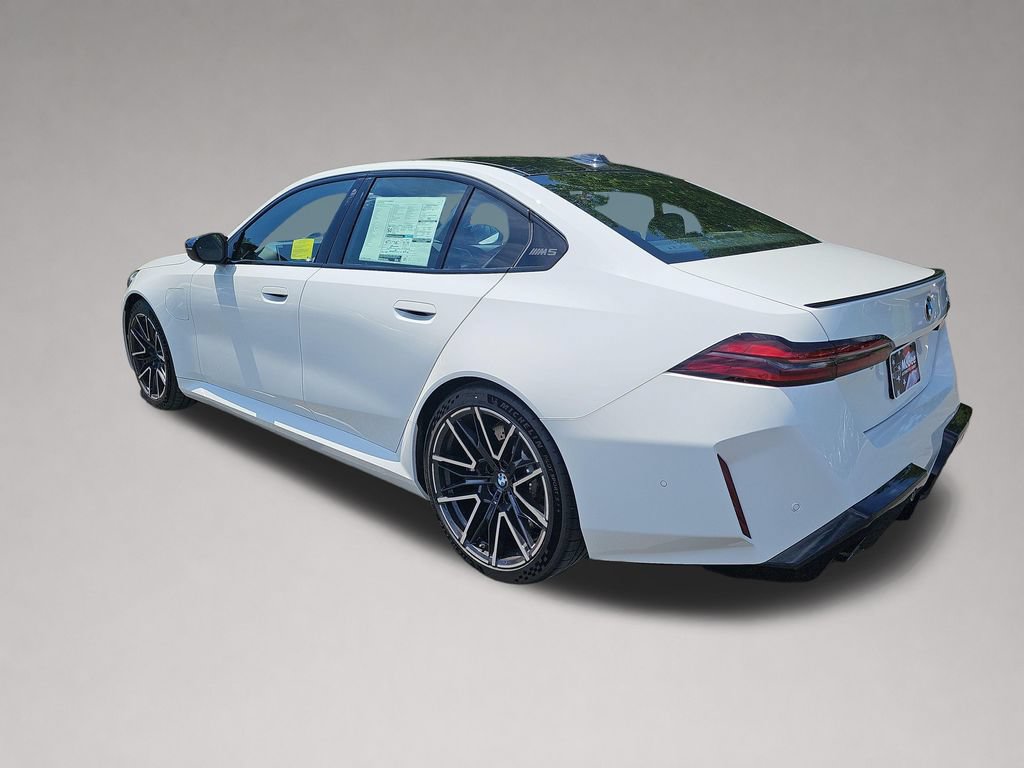 New 2027 BMW M5 AWD/4WD image 5