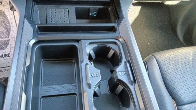 New 2026 Ford F350 Lariat image 24