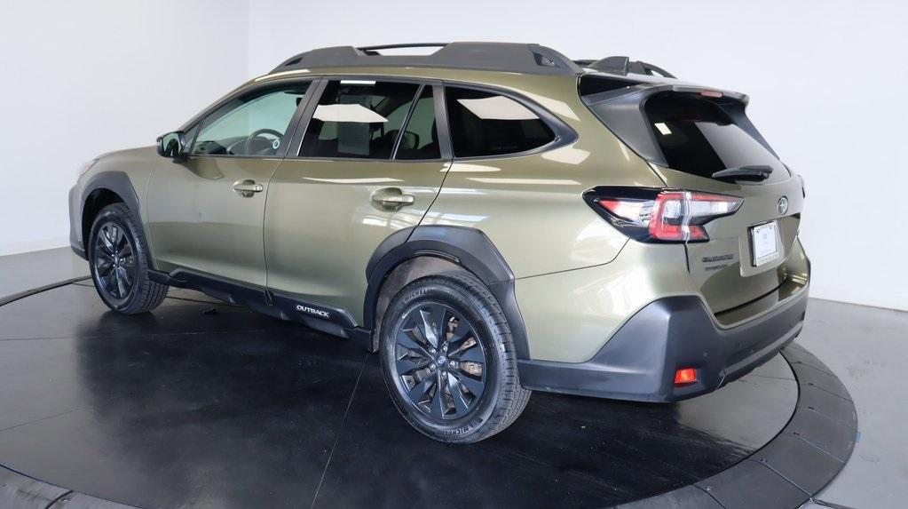 Used 2024 Subaru Outback Onyx Edition image 3