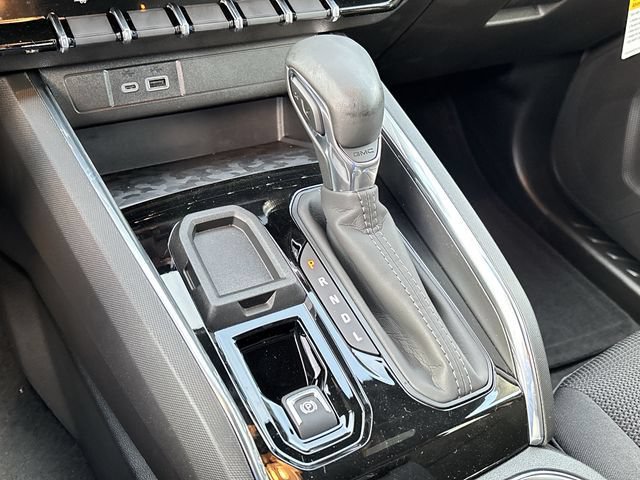 New 2026 GMC Canyon Elevation w/ Convenience Package RWD image 15