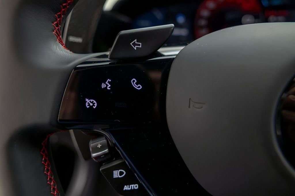 Used 2024 Ferrari Roma image 40