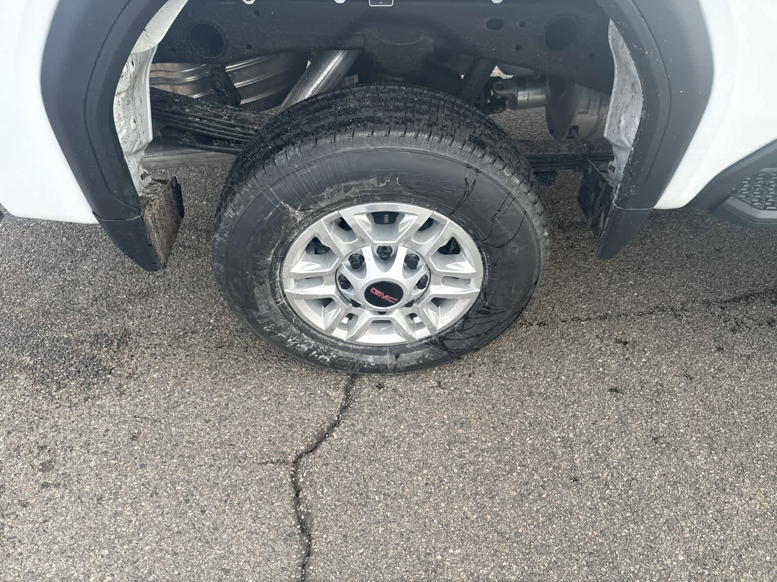 New 2026 GMC Sierra 2500 SLE w/ SLE Value Package; image 9