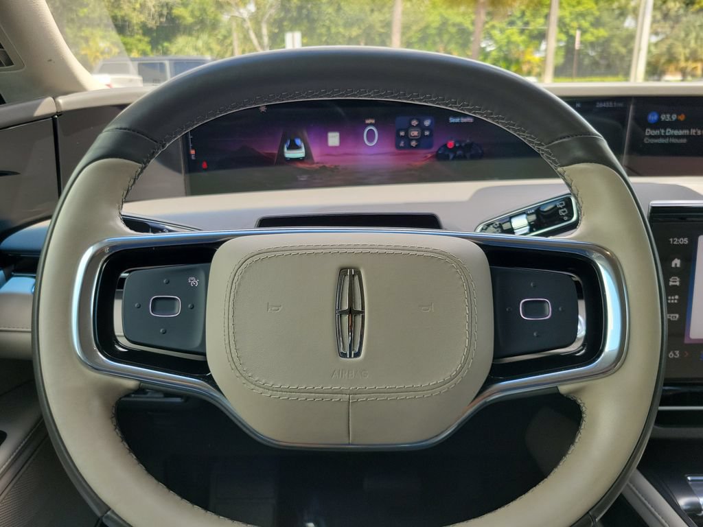 Certified 2024 Lincoln Nautilus Premier AWD/4WD image 18