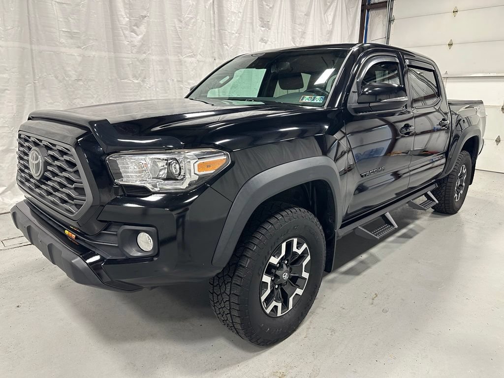 Used 2021 Toyota Tacoma TRD Off-Road w/ Technology Package AWD/4WD image 3