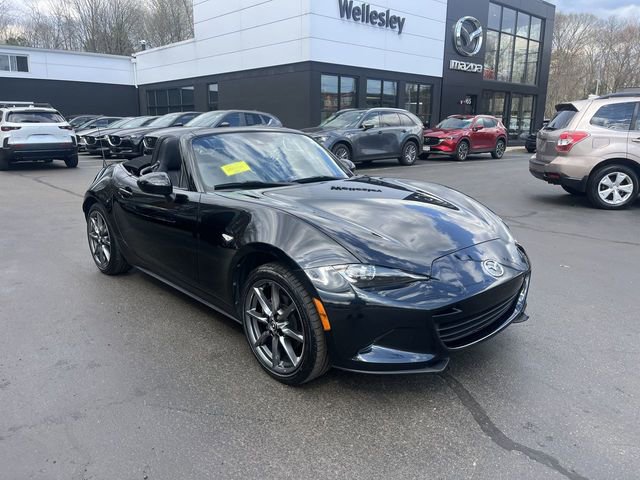 Used 2020 MAZDA MX-5 Miata Grand Touring image 2