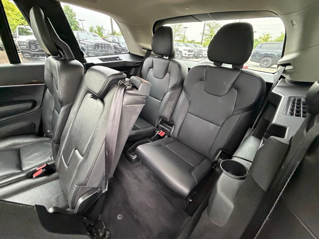 Used 2019 Volvo XC90 T6 Momentum w/ Protection Package Premier AWD/4WD image 18