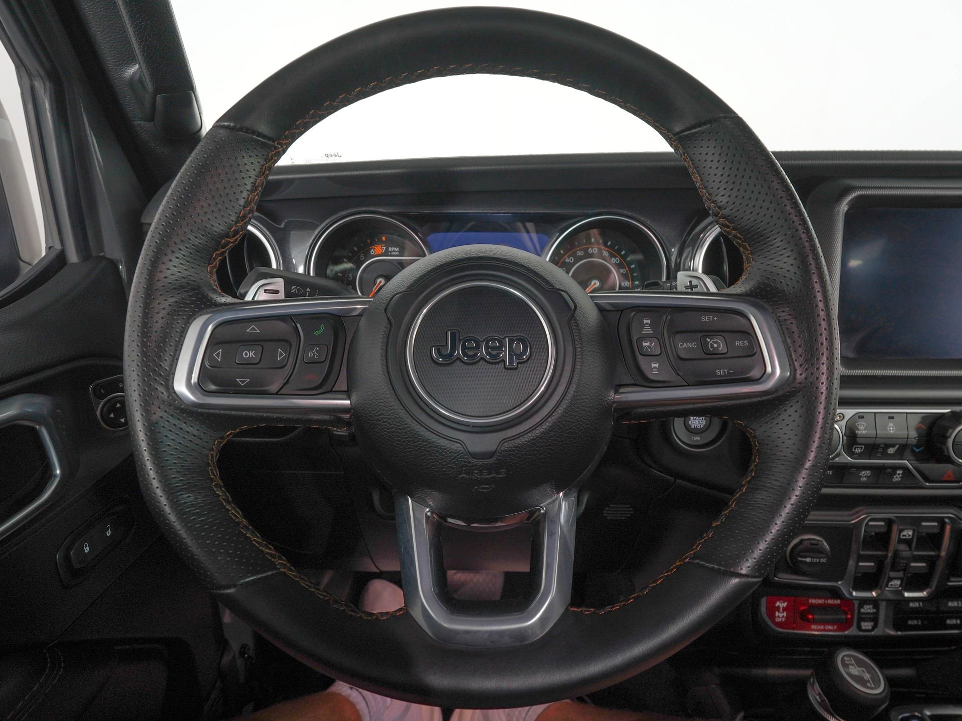Used 2023 Jeep Wrangler Unlimited Rubicon 392 w/ Xtreme Recon 35" Tire Package AWD/4WD image 16