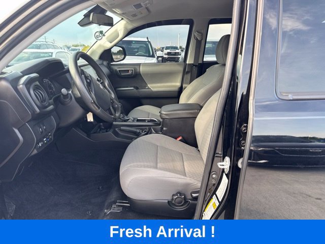 Used 2023 Toyota Tacoma SR AWD/4WD image 2