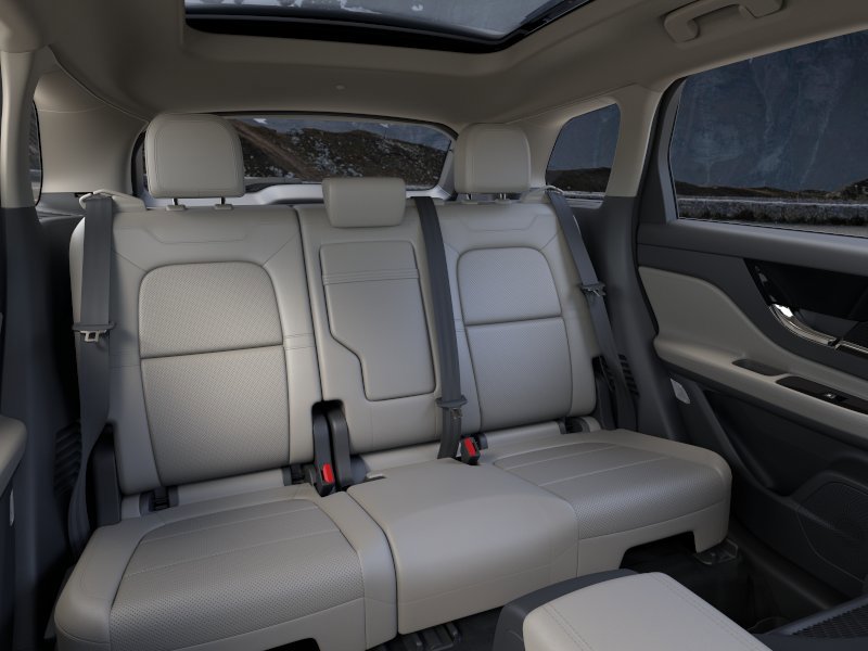 New 2026 Lincoln Corsair Grand Touring w/ Towing Package image 11