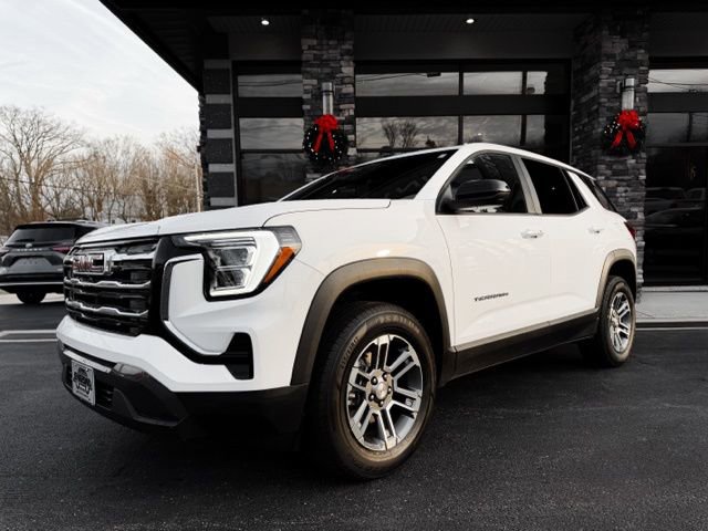 Used 2025 GMC Terrain Elevation AWD/4WD image 10