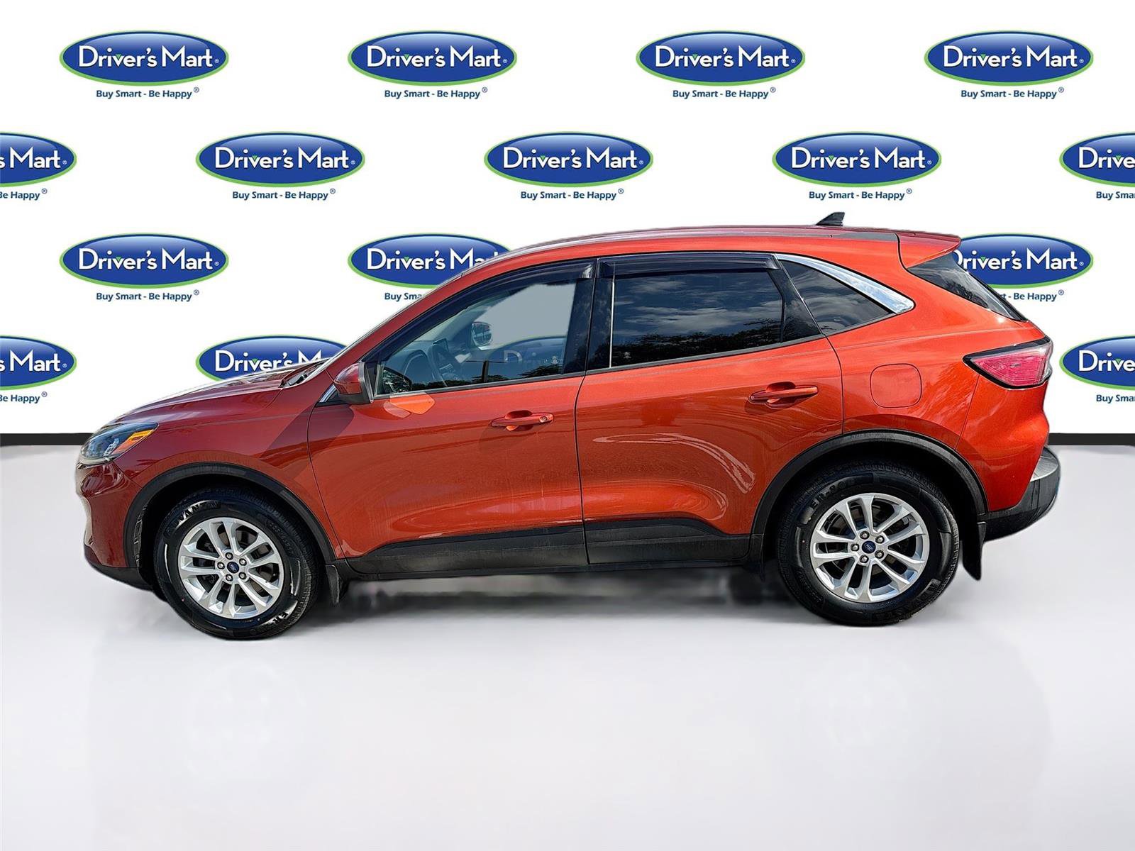 Used 2020 Ford Escape SE image 4